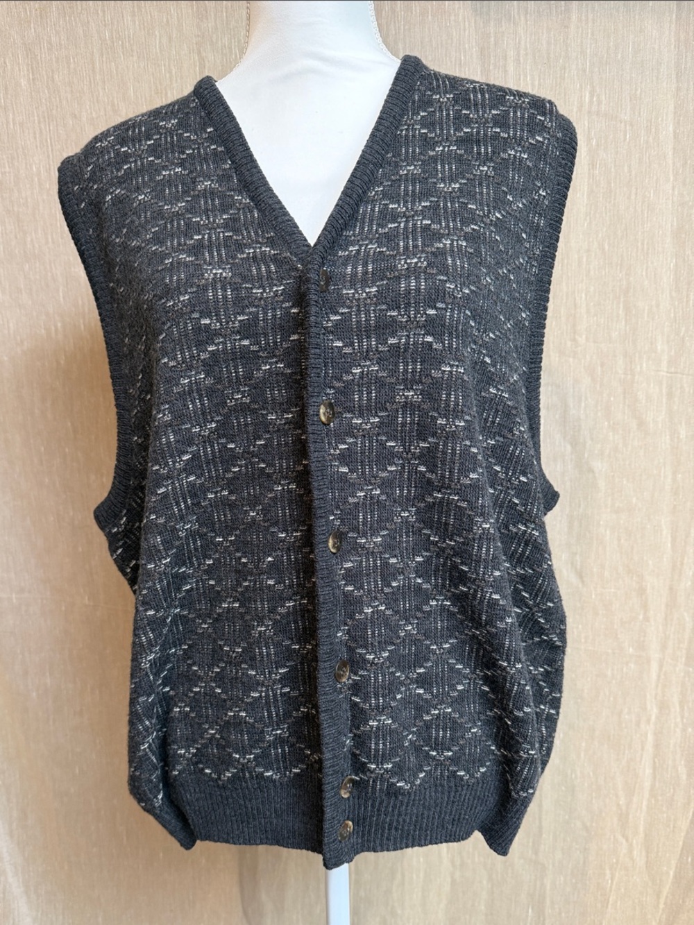 Murano Charcoal Gray Patterned Button-Up Sweater Vest